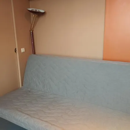 Sea View Apartment *