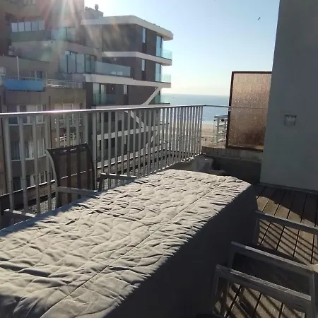 Sea View Apartment *